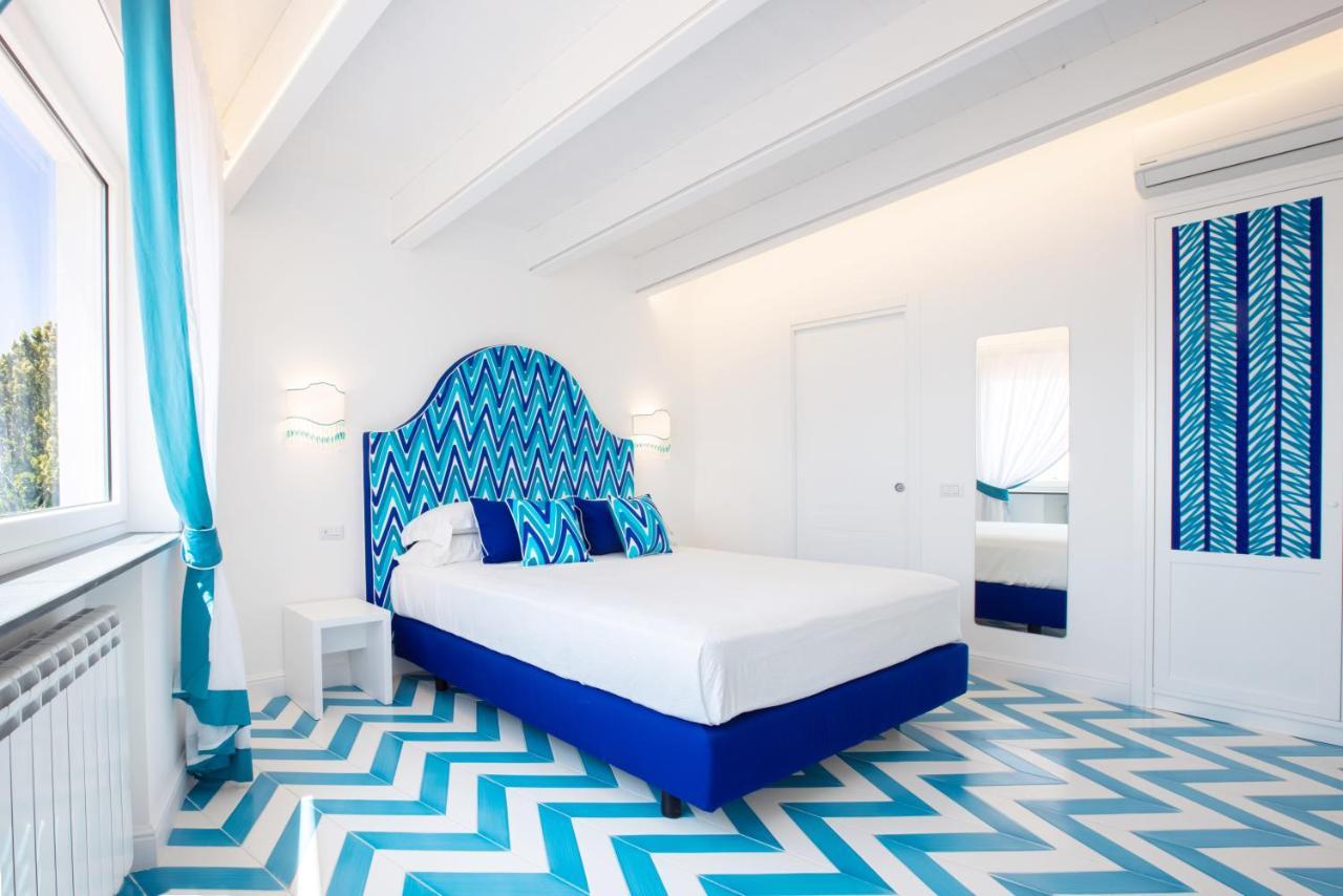 Villa Veronica Luxury Suite In Amalfi Coast Piano di Sorrento Luaran gambar